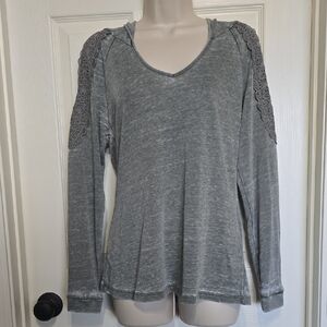 VENUS Green Hoodie with Lace Accents